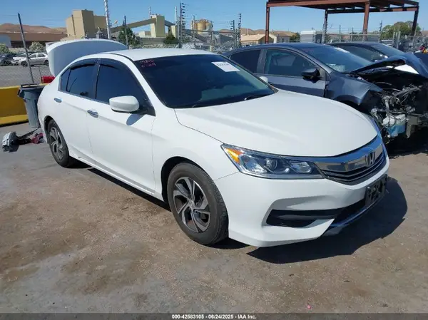 1HGCR2F39HA302829 2017 HONDA ACCORD - Image 1