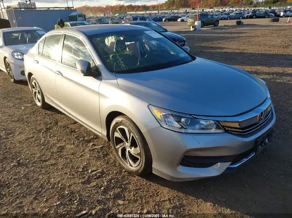 1HGCR2F39HA306413 2017 HONDA ACCORD - Image 1