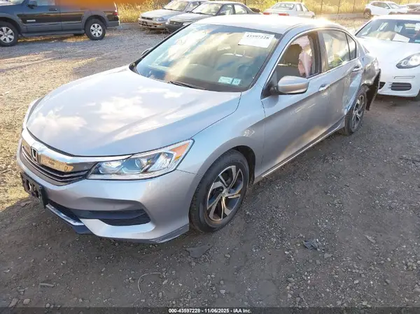 1HGCR2F39HA306413 2017 HONDA ACCORD - Image 2