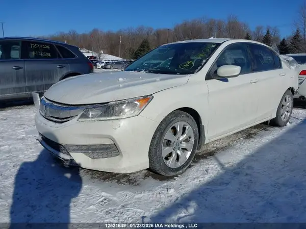 1HGCR2F39HA811559 2017 HONDA ACCORD - Image 2