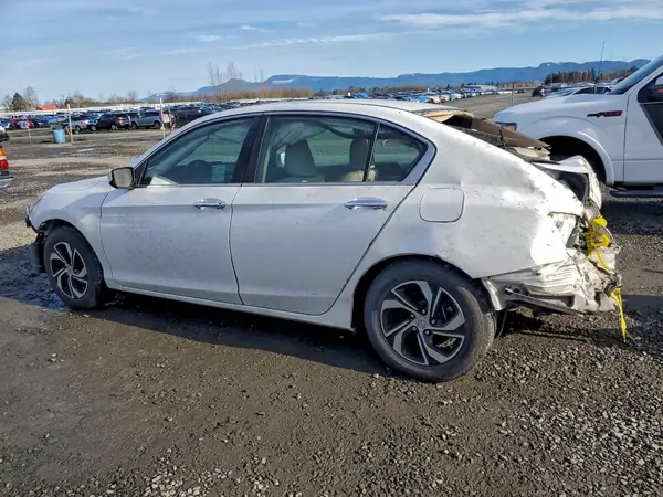 1HGCR2F3XGA035389 2016 HONDA ACCORD - Image 2