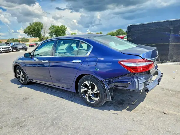 1HGCR2F3XGA035909 2016 HONDA ACCORD - Image 2