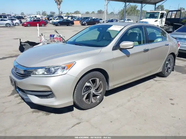 1HGCR2F3XGA061412 2016 HONDA ACCORD - Image 2