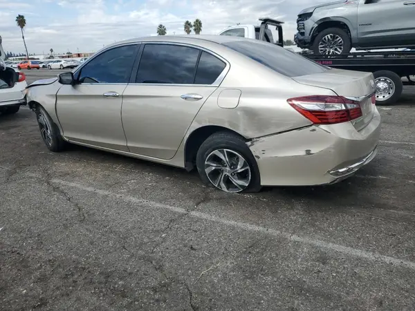 1HGCR2F3XGA063421 2016 HONDA ACCORD - Image 2