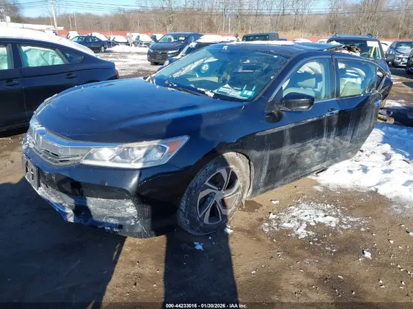 1HGCR2F3XGA066240 2016 HONDA ACCORD - Image 2
