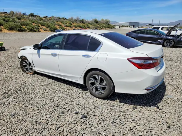 1HGCR2F3XGA068456 2016 HONDA ACCORD - Image 2