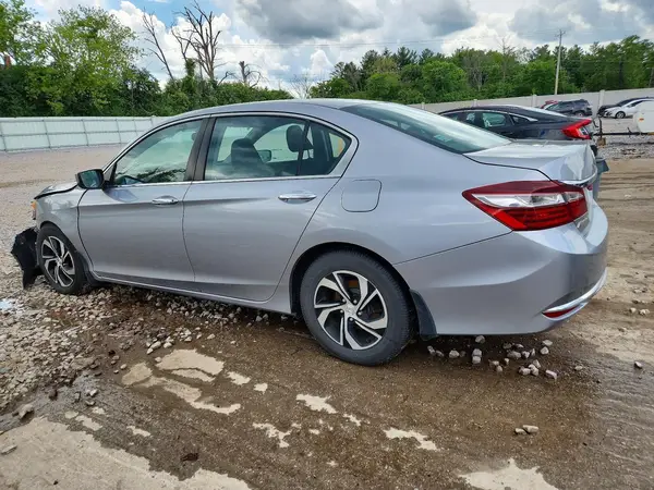 1HGCR2F3XGA096273 2016 HONDA ACCORD - Image 2