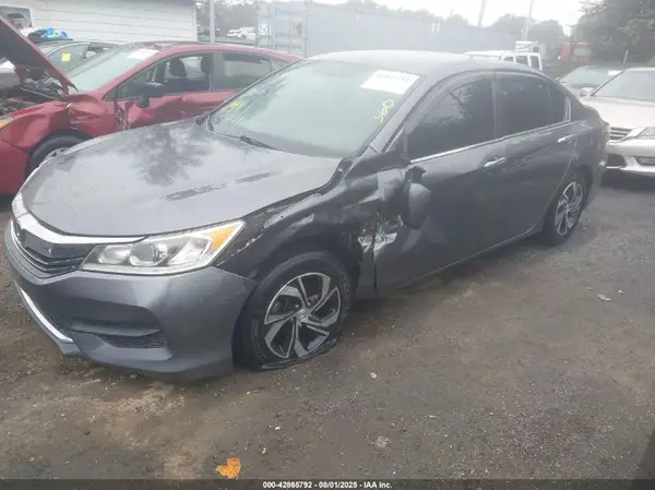 1HGCR2F3XGA099819 2016 HONDA ACCORD - Image 2