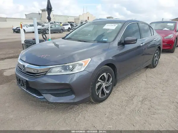 1HGCR2F3XGA120040 2016 HONDA ACCORD - Image 2