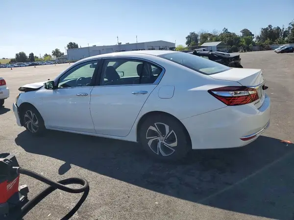 1HGCR2F3XGA233924 2016 HONDA ACCORD - Image 2