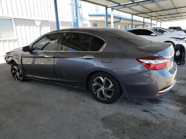 1HGCR2F3XHA001101 2017 HONDA ACCORD - Image 2
