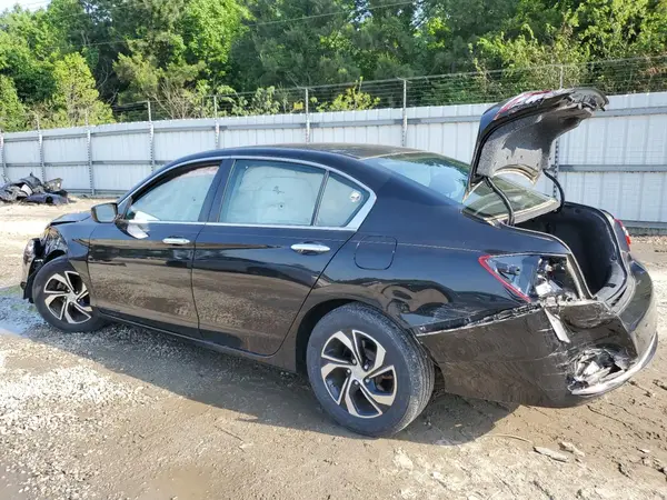 1HGCR2F3XHA001759 2017 HONDA ACCORD - Image 2