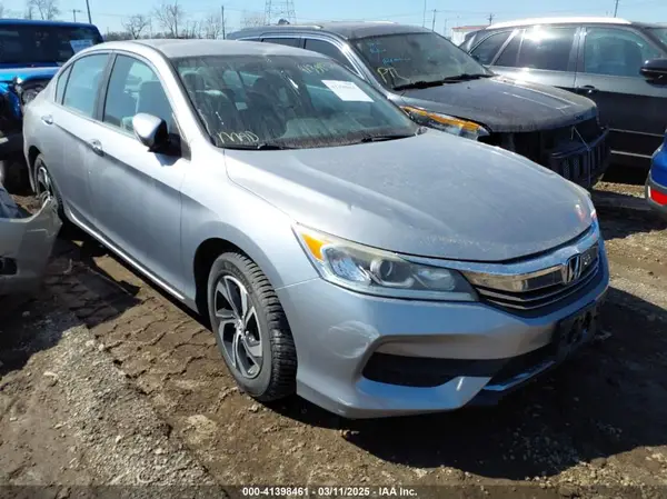 1HGCR2F3XHA005424 2017 HONDA ACCORD - Image 1