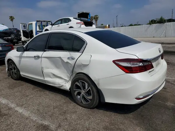 1HGCR2F3XHA006993 2017 HONDA ACCORD - Image 2