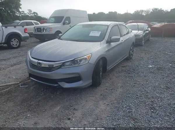1HGCR2F3XHA017847 2017 HONDA ACCORD - Image 2