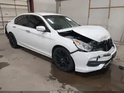 1HGCR2F3XHA020067 2017 HONDA ACCORD