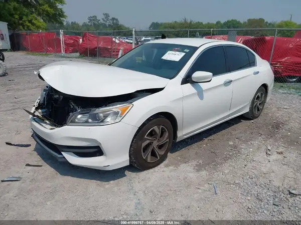 1HGCR2F3XHA022188 2017 HONDA ACCORD - Image 2