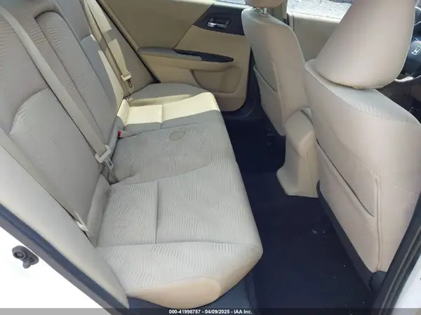 1HGCR2F3XHA022188 2017 HONDA ACCORD - Image 8
