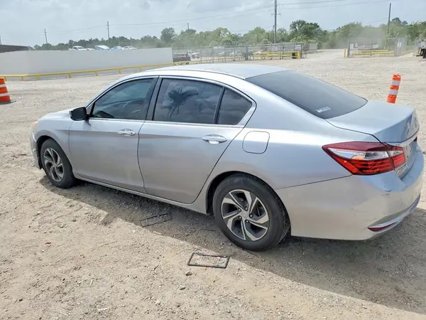 1HGCR2F3XHA030162 2017 HONDA ACCORD - Image 2