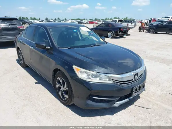 1HGCR2F3XHA033224 2017 HONDA ACCORD - Image 1