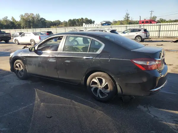 1HGCR2F3XHA050007 2017 HONDA ACCORD - Image 2