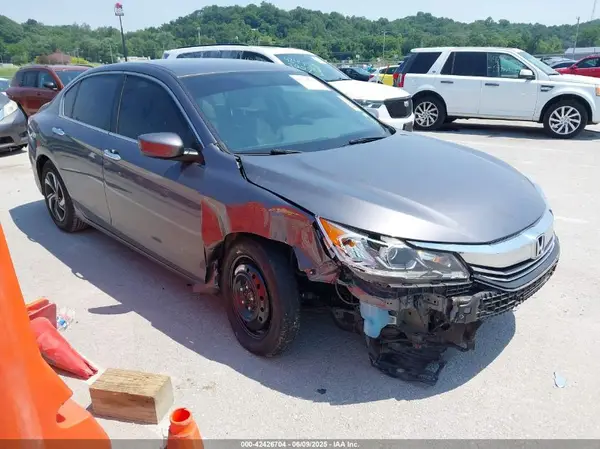 1HGCR2F3XHA052548 2017 HONDA ACCORD - Image 1