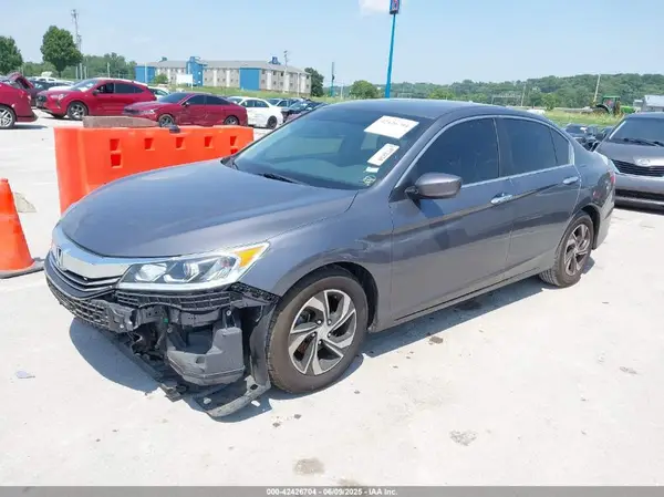 1HGCR2F3XHA052548 2017 HONDA ACCORD - Image 2
