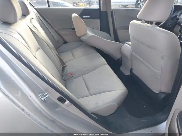 1HGCR2F3XHA058849 2017 HONDA ACCORD - Image 8