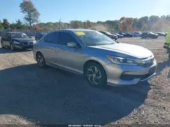 1HGCR2F3XHA066045 2017 HONDA ACCORD