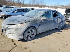 1HGCR2F3XHA068555 2017 HONDA ACCORD