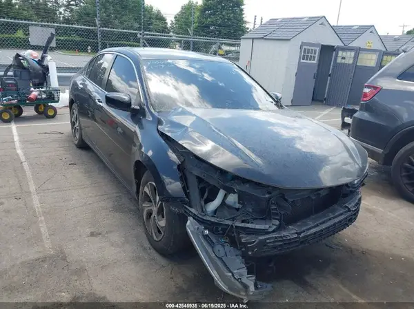 1HGCR2F3XHA072718 2017 HONDA ACCORD - Image 1