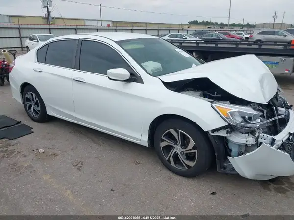 1HGCR2F3XHA075344 2017 HONDA ACCORD - Image 1