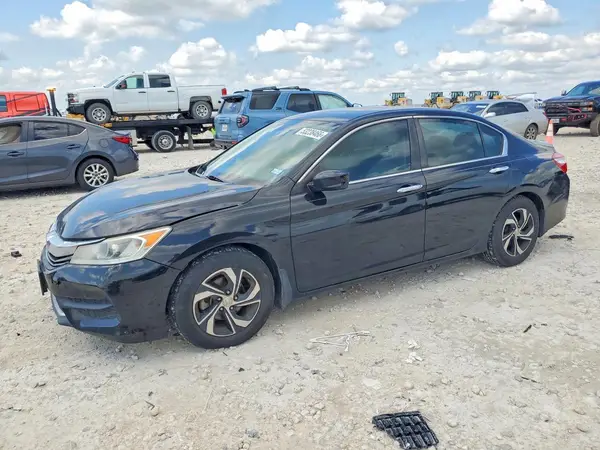 1HGCR2F3XHA082567 2017 HONDA ACCORD - Image 1
