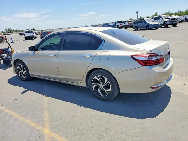 1HGCR2F3XHA086604 2017 HONDA ACCORD - Image 2