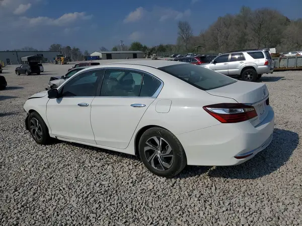 1HGCR2F3XHA095397 2017 HONDA ACCORD - Image 2