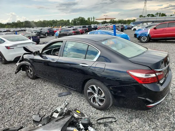1HGCR2F3XHA102140 2017 HONDA ACCORD - Image 2