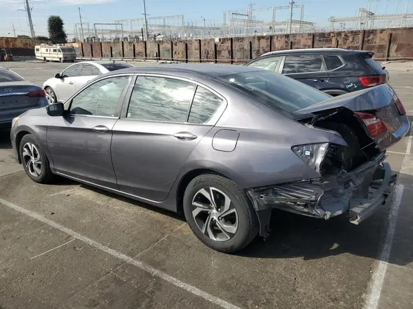 1HGCR2F3XHA103837 2017 HONDA ACCORD - Image 2