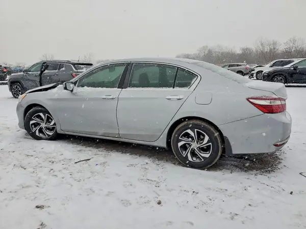 1HGCR2F3XHA107046 2017 HONDA ACCORD - Image 2