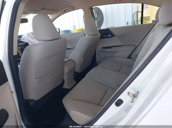 1HGCR2F3XHA112974 2017 HONDA ACCORD - Image 8