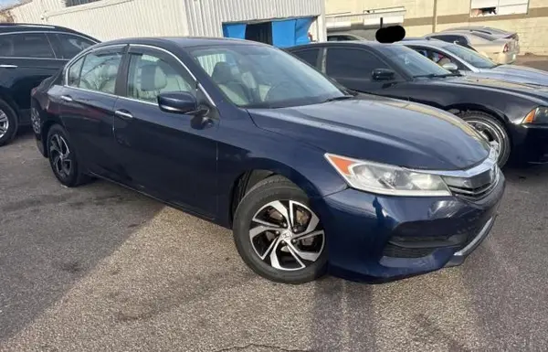 1HGCR2F3XHA113400 2017 HONDA ACCORD - Image 1