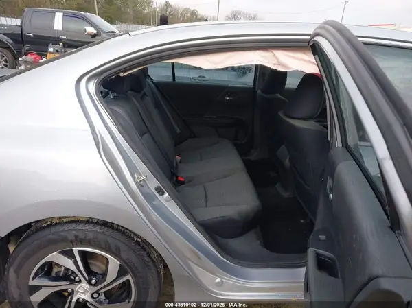 1HGCR2F3XHA119245 2017 HONDA ACCORD - Image 8