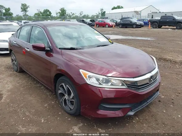 1HGCR2F3XHA122212 2017 HONDA ACCORD - Image 1