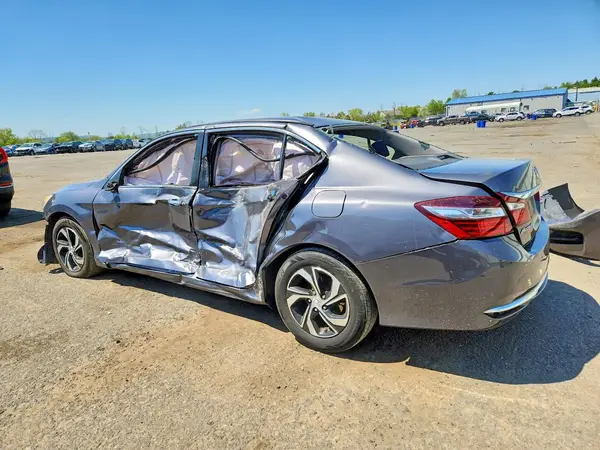 1HGCR2F3XHA134733 2017 HONDA ACCORD - Image 2