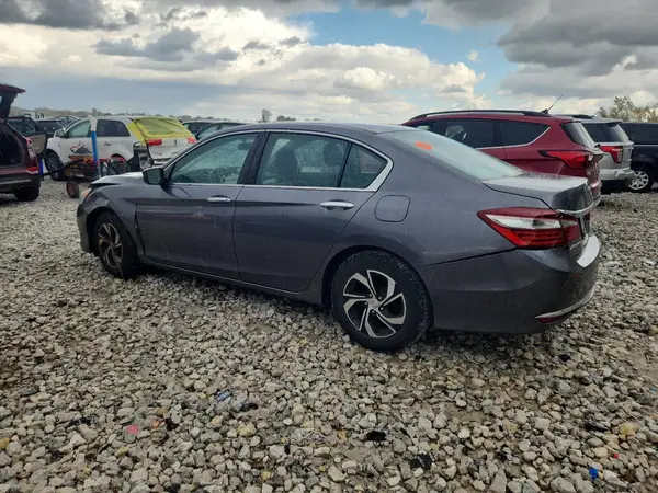 1HGCR2F3XHA148776 2017 HONDA ACCORD - Image 2