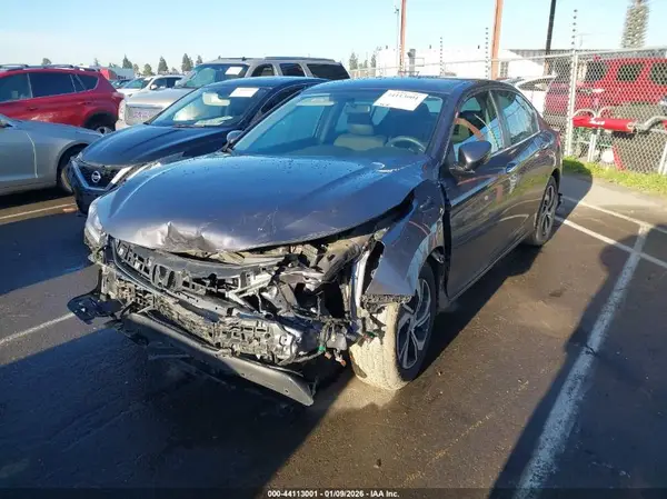 1HGCR2F3XHA149619 2017 HONDA ACCORD - Image 2