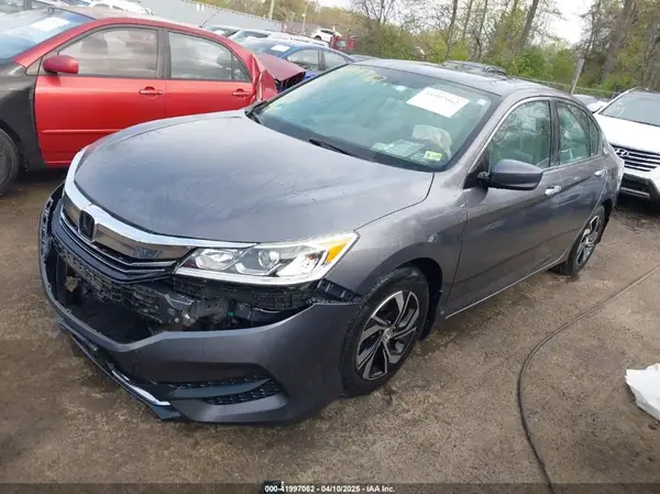 1HGCR2F3XHA155601 2017 HONDA ACCORD - Image 2