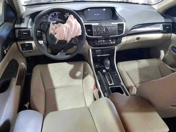1HGCR2F3XHA164945 2017 HONDA ACCORD - Image 8