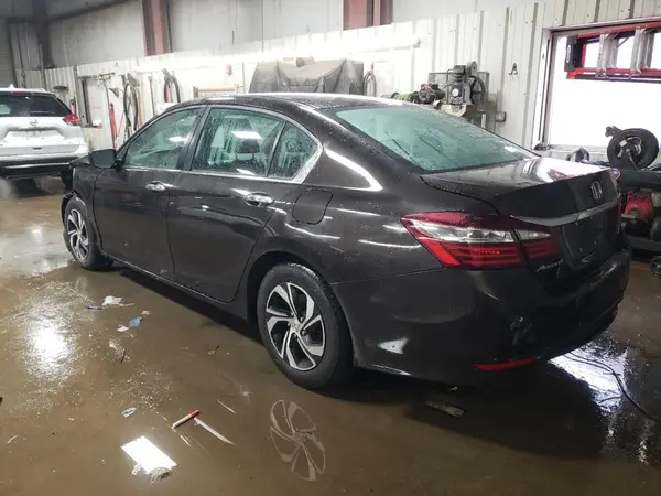 1HGCR2F3XHA178604 2017 HONDA ACCORD - Image 2