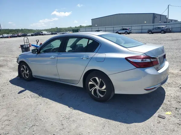 1HGCR2F3XHA182829 2017 HONDA ACCORD - Image 2