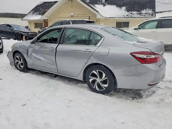 1HGCR2F3XHA184337 2017 HONDA ACCORD - Image 2